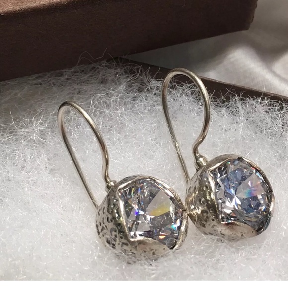 Silpada W2393 Cinema Star Cubic Zirconia Earrings - Picture 3 of 15
